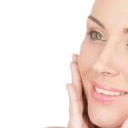 Lifting senza bisturi: oltre 680mila pazienti al mondo scelgono la medicina rigenerativa